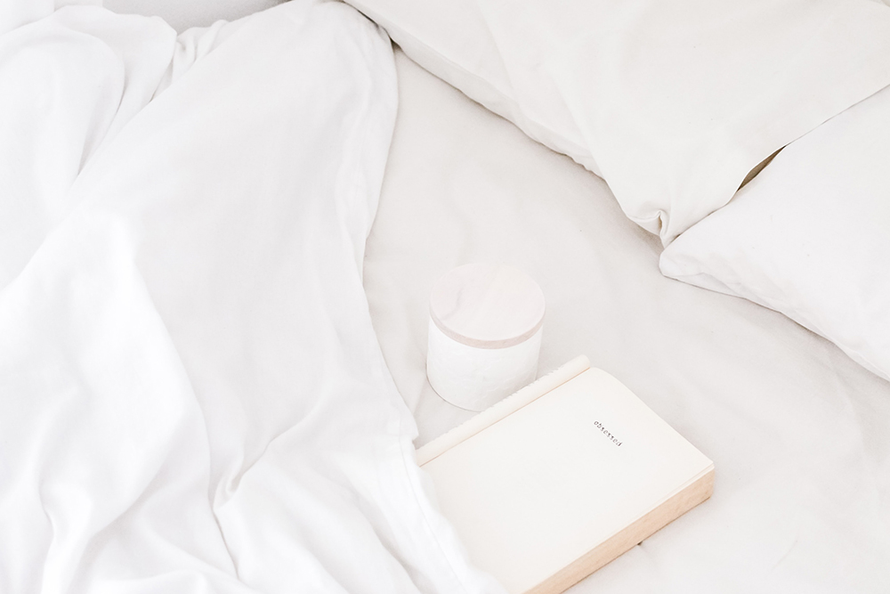 Pipi au lit adulte : pourquoi et quelles solutions ? - Sunrise by Emma